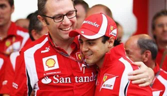 Stefano Domenicali e Felipe Massa no paddock da F-1