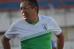 Suélio Lacerda, treinador do Sousa