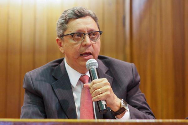 Superintendente da Caixa Econômica Federal no Piauí, Emanuel Veloso Filho