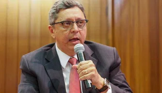 Superintendente da Caixa Econômica Federal no Piauí, Emanuel Veloso Filho