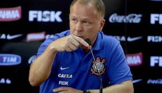 Técnico Mano releva