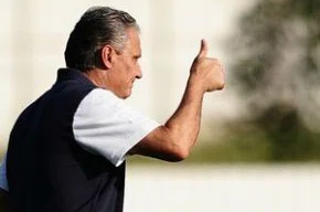 Técnico Tite durante treino do Corinthians no CT
