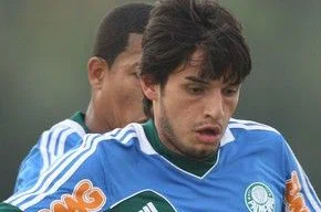 Tiago Real terá mais espaço após lesão do Mago