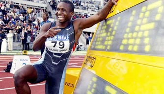 Tim Montgomery quebrou o recorde mundial em 2002
