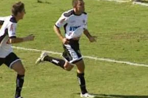 Túlio comemora gol pelo Tigre na final da A-3: time espera por milagre