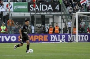 Tulio está fora da partida contra o Flamengo