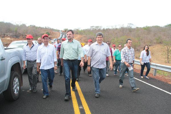 vice-governador Zé Filho acompanhado do governador Wilson Martins(Imagem:Divulgação)
