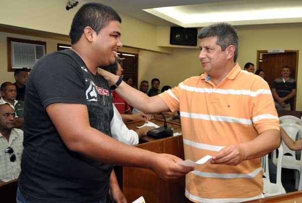 Vice-governador Zé Filho em reunião com lideranças do PMDB.(Imagem:Divulgação)