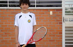Vinicius foi eliminado na estreia do Brasileiro