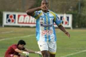 William, Macaé
