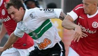 Willian ganha espaço entre os líderes do Coritiba