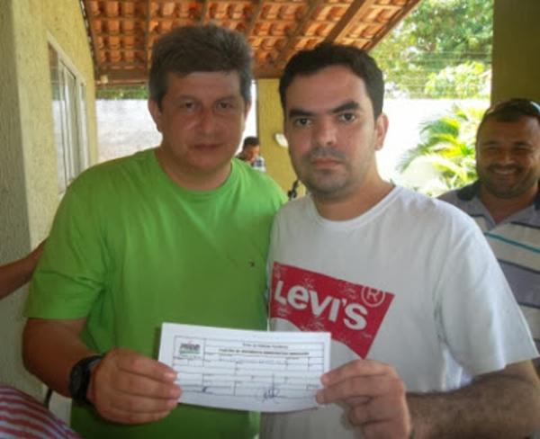 Zé Filho participou de filiações ao PMDB em Parnaíba(Imagem:Divulgação)