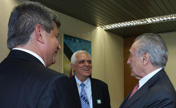 Z&eacute; Filho, Them&iacute;stocles Filho e  Michel Temer.(Imagem:Divulga&ccedil;&atilde;o)