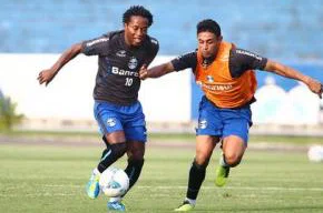 Zé Roberto deve desfalcar o Grêmio no fim de semana