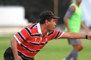 Zé Teodoro quer time do Santa Cruz aproveitando espaço do Arruda