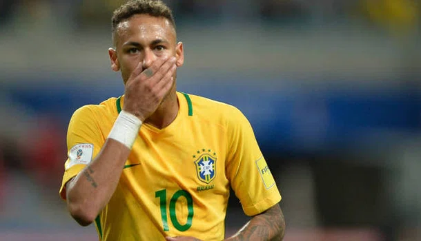 Vídeo mostra Neymar sendo agredido por mulher