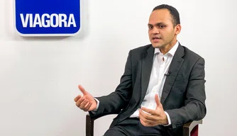 Entrevista com o jornalista Lucas Pereira